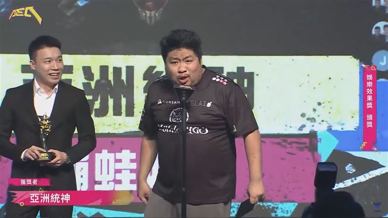 統神怒噴「Toyz販毒狗」爆氣退場！小向感嘆：有態度不一定要丟了風度