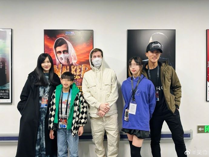 吳尊13歲女兒Nei Nei「暴風抽高!」 網見長腿嚇壞:有170公分嗎?