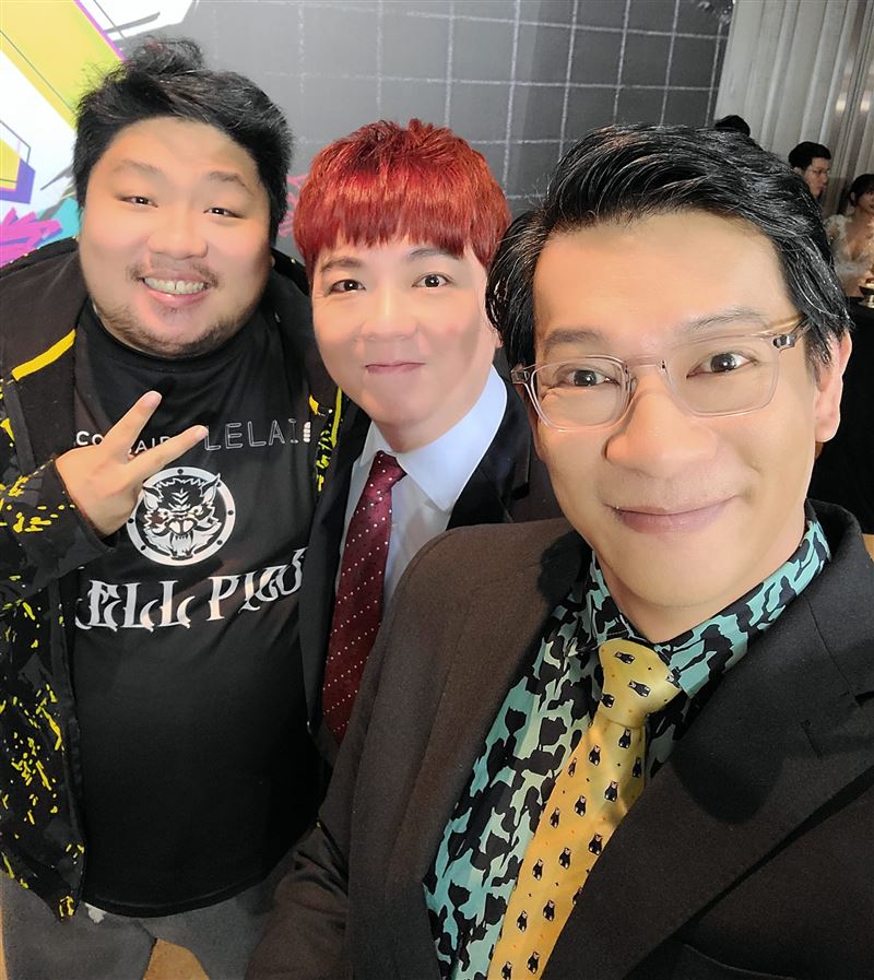 徐展元衰遭Toyz牽連！曝「主持經歷第一次」網一看力挺：辛苦了…