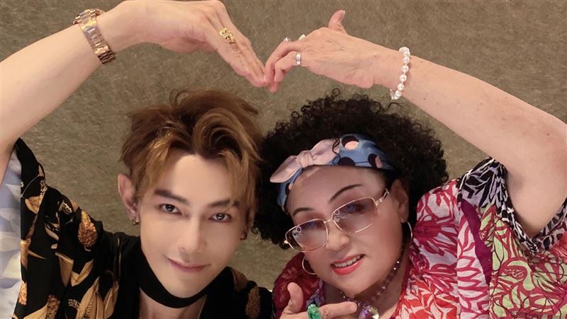 直播「線上人太少」!汪東城慘遭親母狠嗆 「衝突過程」全外流