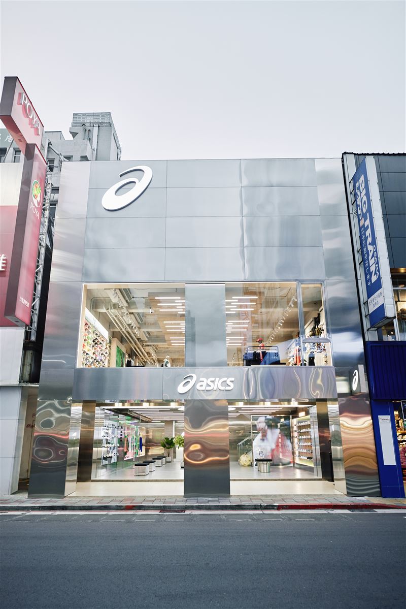 西門町地標＋1！ASICS亞瑟士全新店開幕　潮流復古跑鞋搶先發售