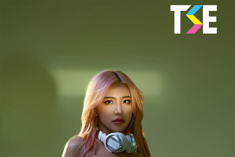 放棄醫生夢！火辣女DJ造福貧困學生　獎學金豪灑3100萬