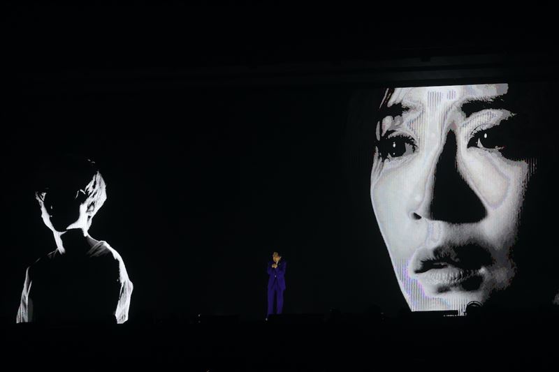 林宥嘉飆唱《與惡》主題曲！賈靜雯無預警「現身了」歌迷嗨翻