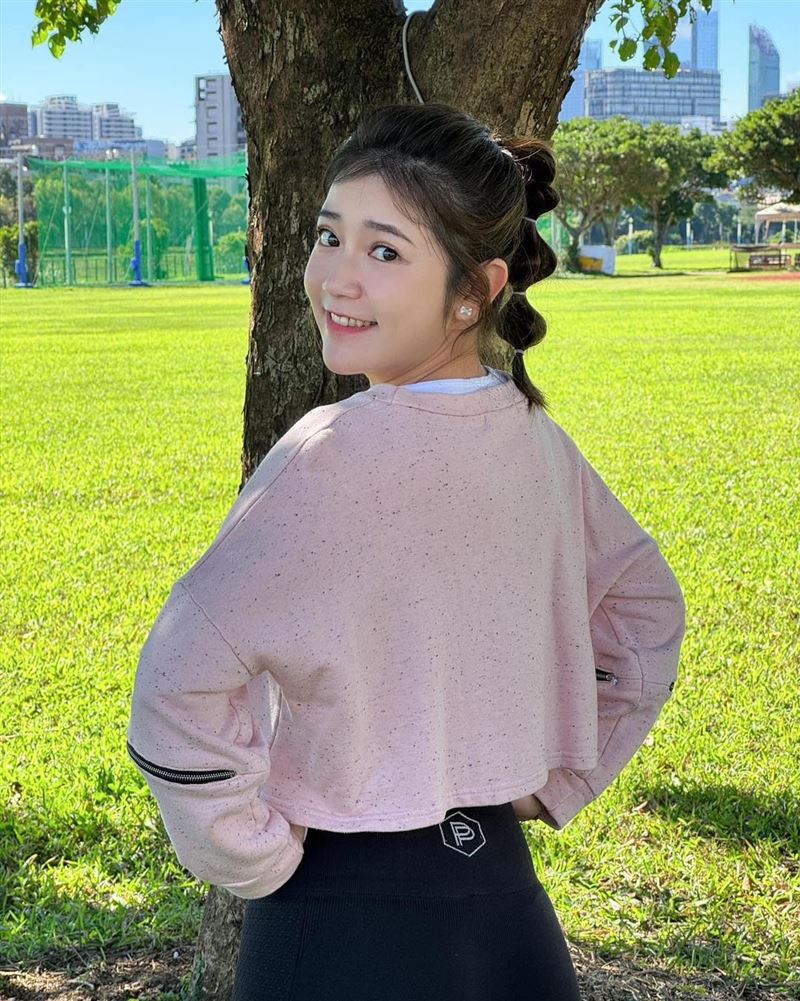 訂假髮給癌逝父親！本土劇郭亞棠喊「爸爸超帥走完最後一程」惹噴淚