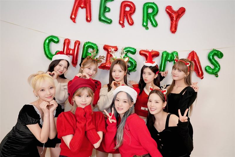 SBS歌謠／Felix驚喜登場！加入NiziU舞台　「21秒一鏡到底走位」帥炸