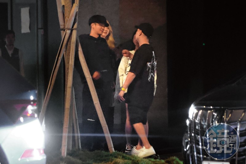 小豬體力好！「續航開趴嗨7小時」　多女輪番上陣最不捨金髮妹