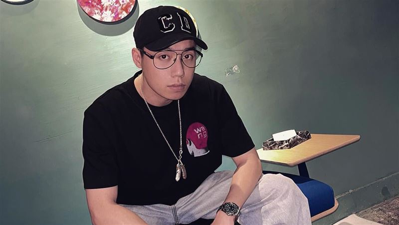 有Toyz大讚好吃實際卻難吃的食物嗎？鄉民點名它：半顆都吃不完就走了