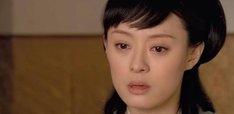 凌雲峰上：甄嬛侍寢時1動作讓皇上心疼！也救了自己　其實皇上會錯意了