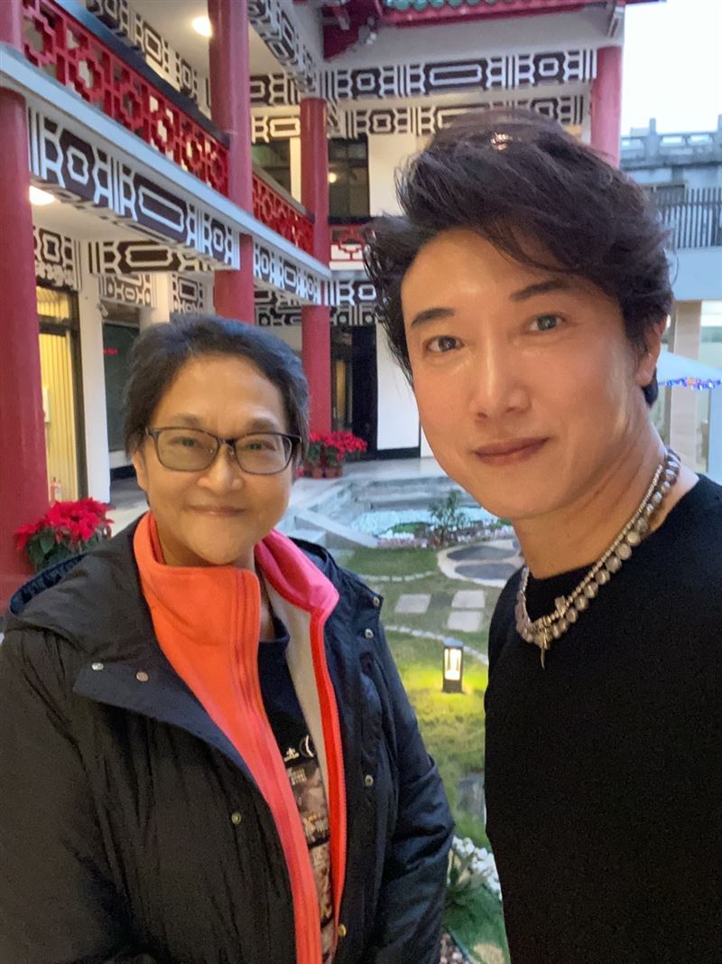 57歲陳鴻視網膜剝離　40年塵封往事首曝光！意外扯出李宗盛