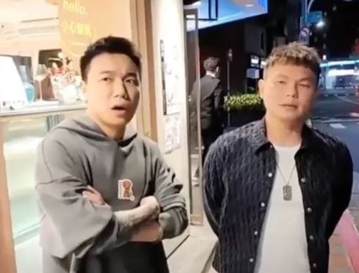 女友：Toyz白目活該被打！他秒分手…網揪1點不挺了