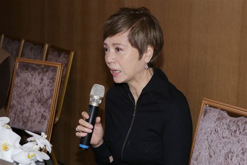 熊海靈：現在吃到飽還有399的嗎？嘆年輕人日子難熬　住大安區狂挺韓