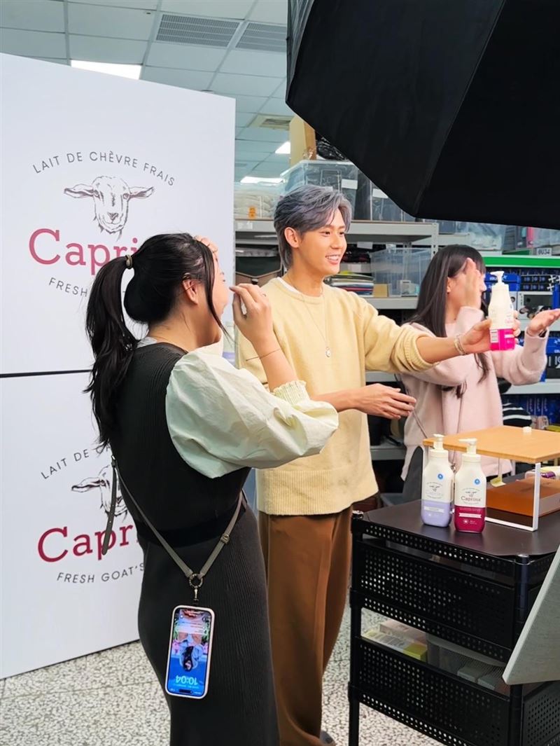 星二代轉職直播主！5000瓶乳液秒殺創200萬業績：沒想到購買力驚人