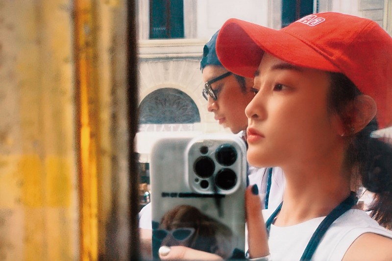 王淨爆閃婚曹佑寧！「穩交1年就登記」　親友再爆：海島旅遊是蜜月