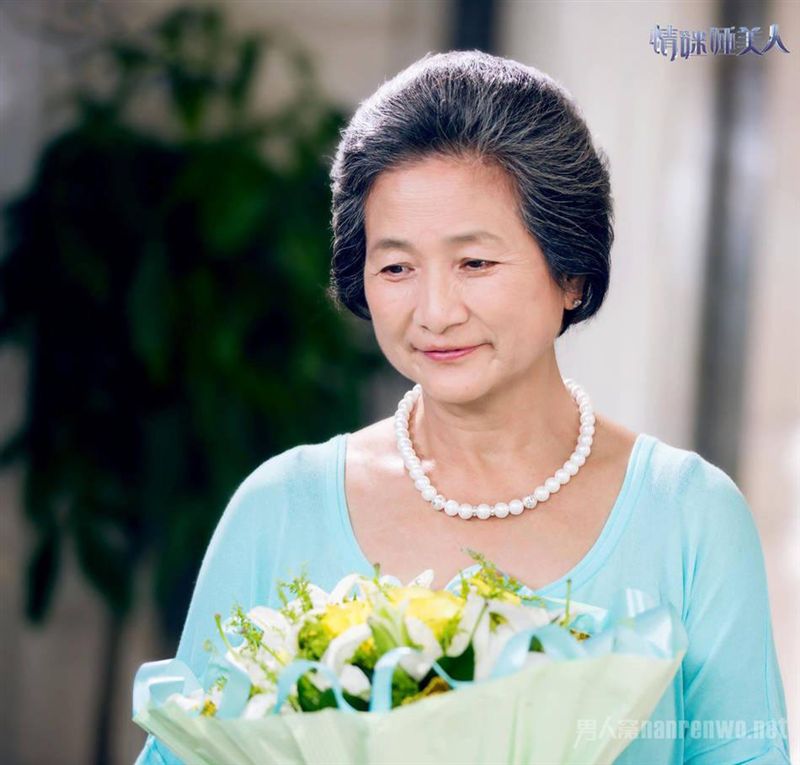 生子半年驚傳罹癌！鄭佩佩兒媳「急募款醫藥費」他悲認：打擊很大