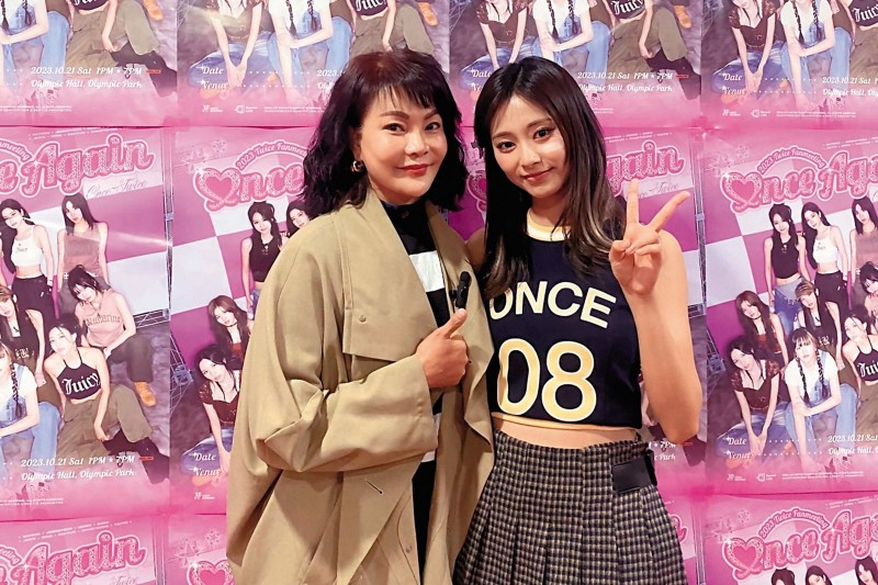 遭JYP打壓?周子瑜「不單獨在台灣曝光」知情人爆超扯內幕:一律打槍