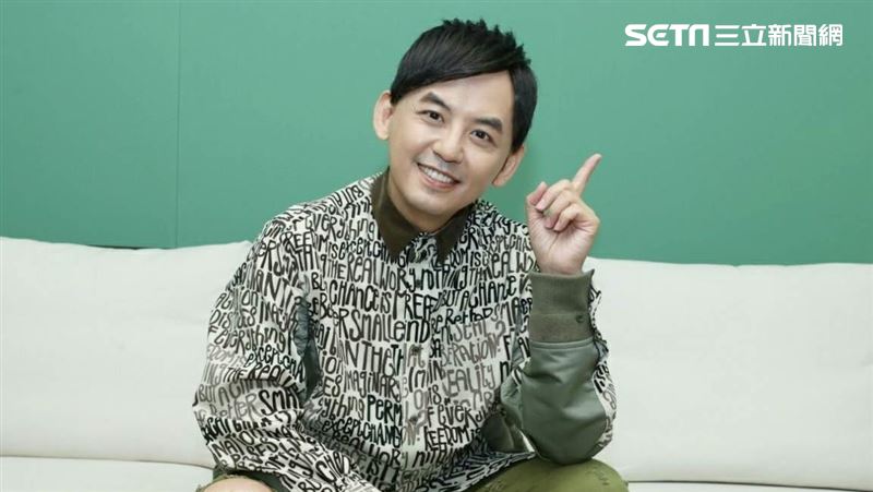 黃子佼發道歉聲明！網友狂刷這4個字　神隱8個月重返社群媒體