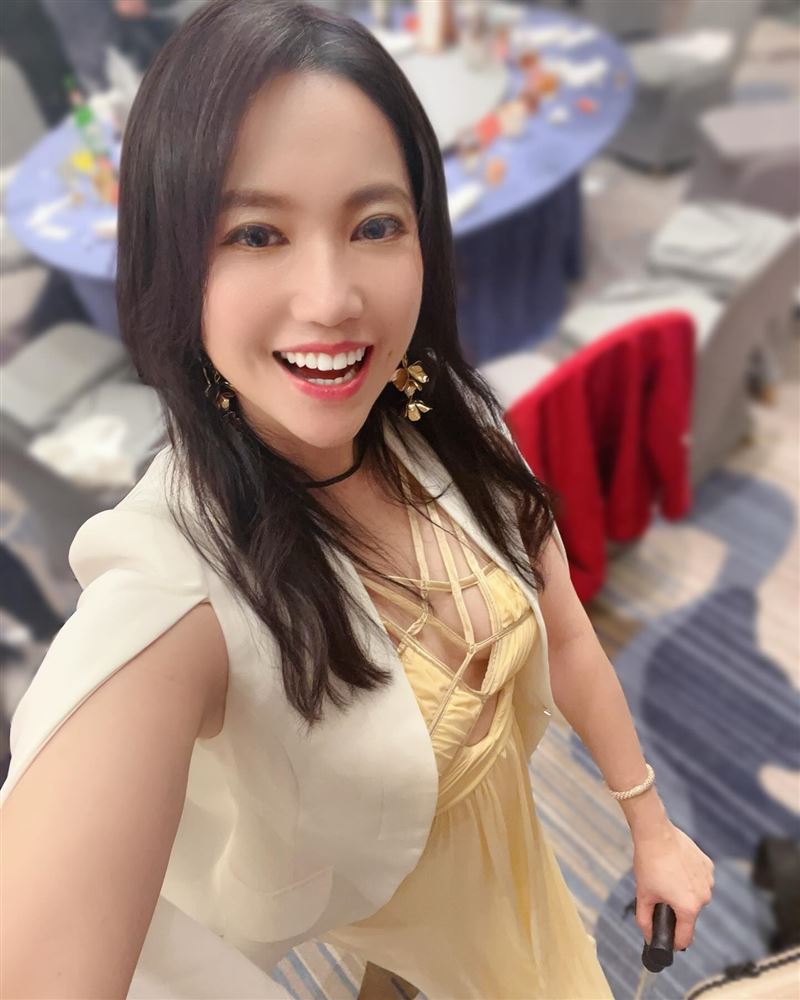 《超偶》女星驚傳摔落舞台！「2根骨頭斷裂」慘住院9天　最新傷勢曝光