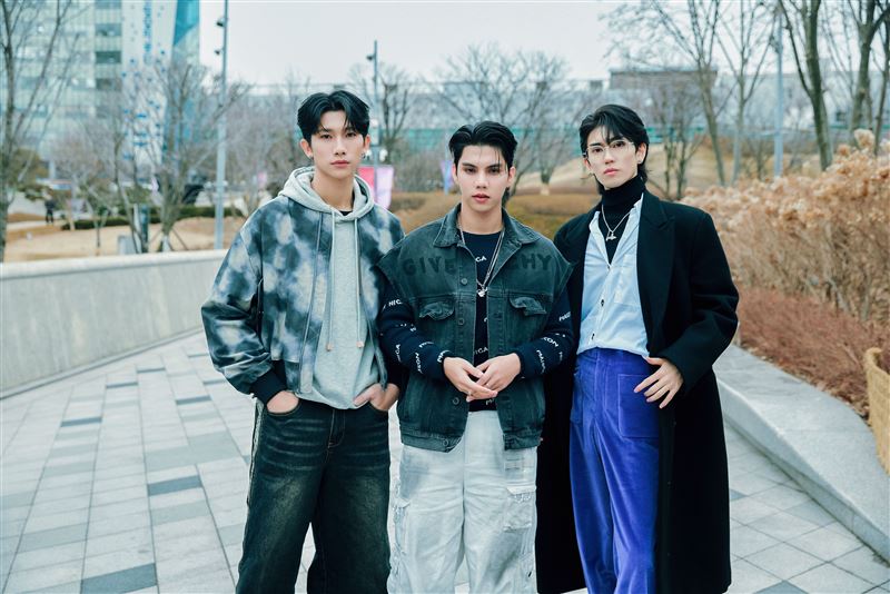 靠BL劇《奇蹟》人氣翻紅！陳柏文受邀首爾時裝週「合體泰日2大咖男神」