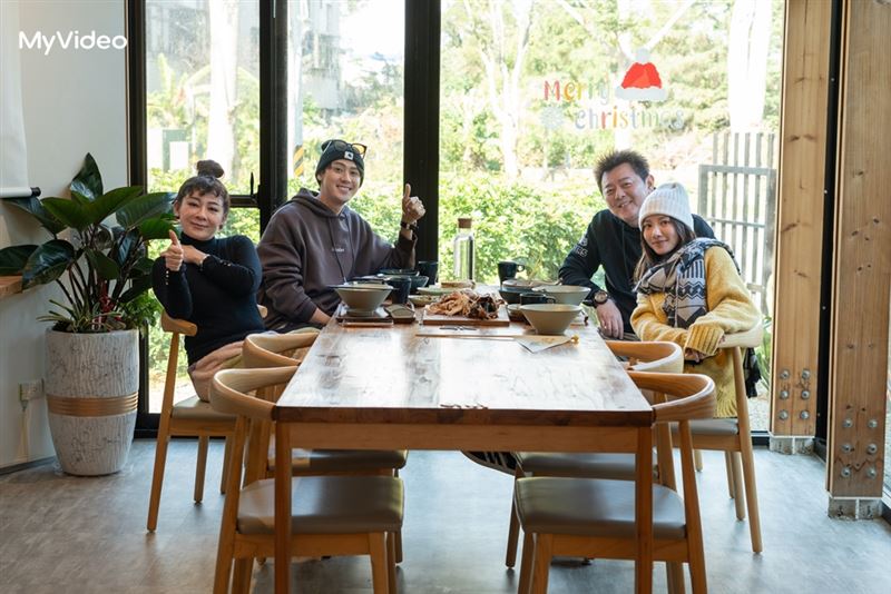 庹宗康不苟言笑　蔡黃汝抖私下真面目！僅以3字形容