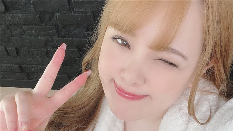 震撼彈！AV女優宣布「我是人妻了」　保證婚後繼續拍片