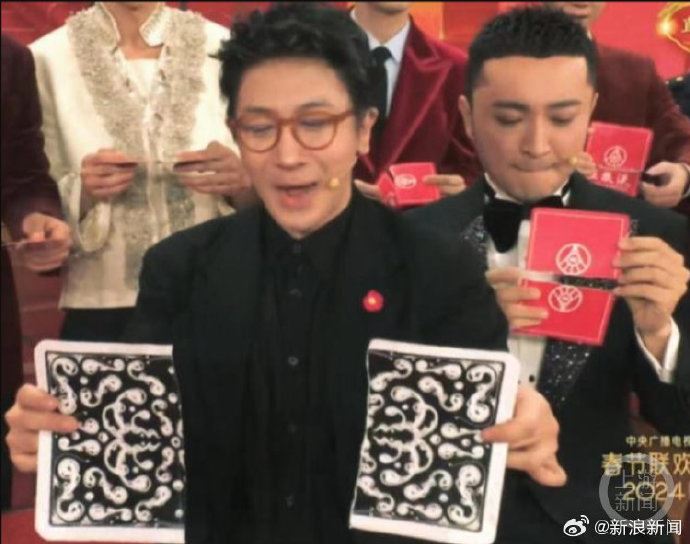 登春晚翻車被爆「含淚離開舞台」　劉謙沉默1天回應了