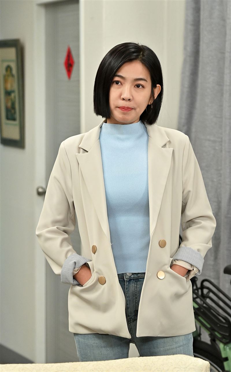 米可白戀愛了！逆齡美成22歲「思春尬2男」吐心聲：快精神分裂