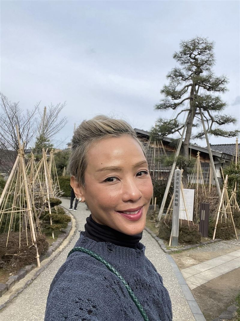 江振誠遭爆12H共處長髮妹！泰妻更新動態　發「劈腿照」曝現況