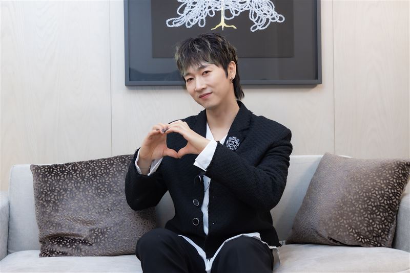 張佑赫拒當老古板！「韓團舞王稱號點名他們」   直呼：不要變心