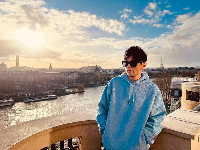 周杰倫曬超美油畫！「公布大師名」　網全驚：基因太強大