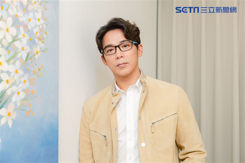 遭傳介入叫賣哥婚姻　明華園第三代首現身！公開與周卉姍內幕