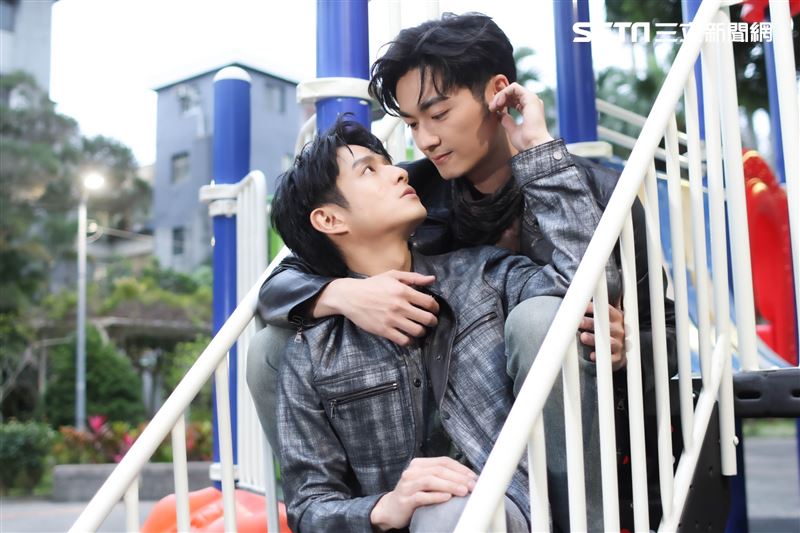 專訪／吳秉宸難忘媽媽得知放榜的笑容！高材生闖演藝「淚謝家人」