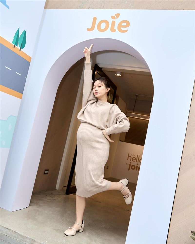 YTR陳彥婷驚爆挺9月大驚魂！外出腿部狂流水　嚇到差點原地生二寶