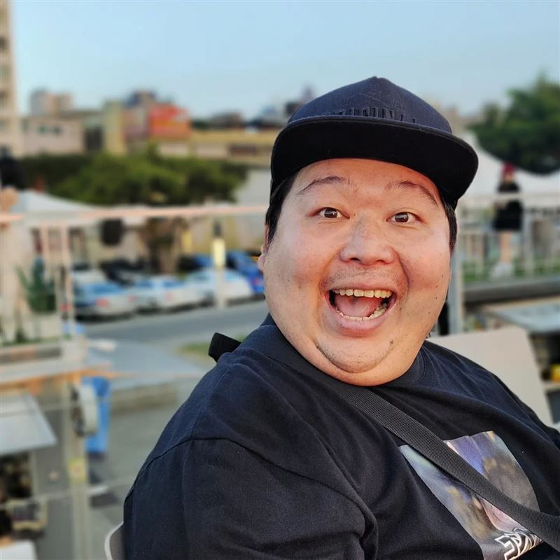 山豬38歲猝逝！吳鳳曝交情悲喊「走太早了」　母校發聲：追思懷念