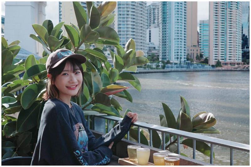 愛莉莎莎剛返台又惹議！「白飯倒垃圾桶」遭炎上　嗆網友：嫌浪費寄你家