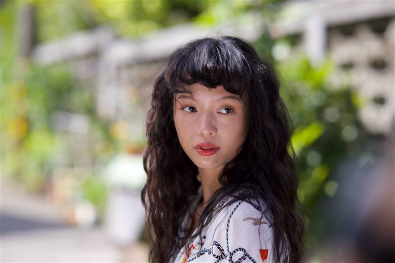 男星化身神明代言人！報明牌最強乩童　雙帥朋友變父子「奇葩超燒腦」