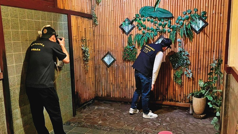 黃子佼花14萬成VIP「能指定內容」！偷拍受害者驚見主播、女星、啦啦隊