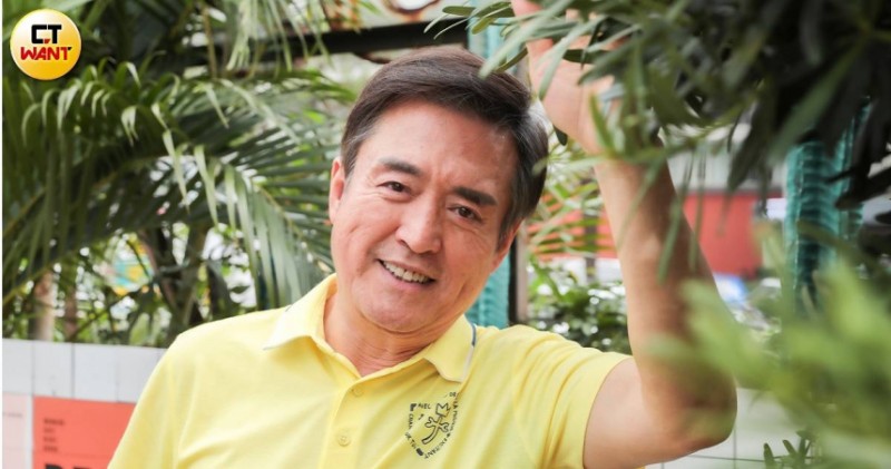 72歲檢場凍齡回春20歲　親曝保養4秘訣：爸爸直腸癌離開才懂