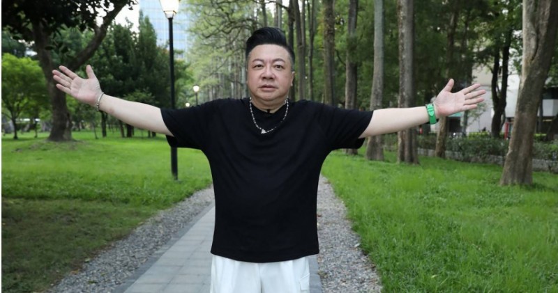 被爆飆罵銀行員「投訴高層害被懲處」！董至成發聲：有就當面跪下