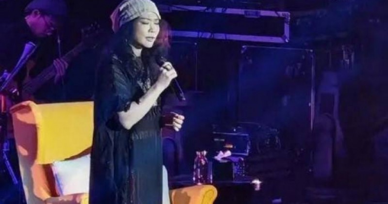 許美靜復出演唱會「2.5小才唱30分鐘」歌迷怒喊退票！經紀人回應超囂張