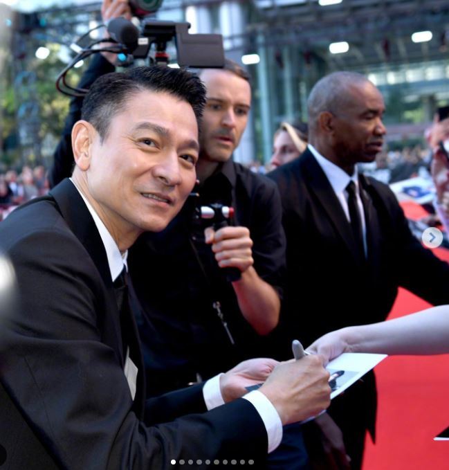 劉德華為何出道40多年人氣不減反增？看完這2件事秒懂