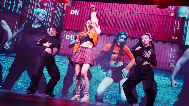 女星遭爆料賣淫醜聞！澄清黑粉製造假影片　曾為韓團EXIT師妹