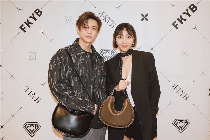 FKYB進駐來台！「邱勝翊、邱宇辰也搶背」　曝女包超好搭