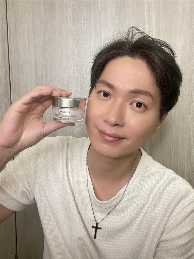 黃少谷黃少谷主唱出身！「突認3職業身分」　曝：不是歌手了