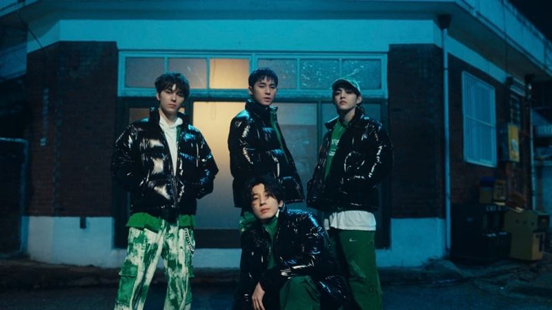 SEVENTEEN〈LALALI〉MV超狂！珉奎泡澡曬大肌　隊長「秒向粉絲撒嬌」?