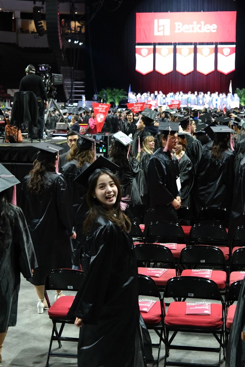 才女人設翻車？歐陽娜娜伯克利讀6年「只有文憑沒學位」：我的選擇