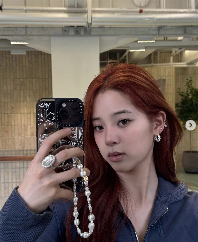 歐陽娜娜大解放！「彎腰炸溝」泳裝辣照曝光　網全看呆