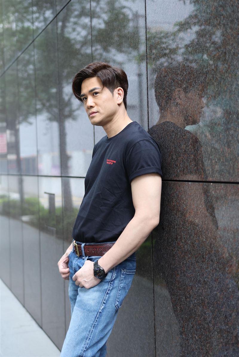 專訪/《九龍城寨》伍允龍徒弟是謝霆鋒!詠春拳2年出師 揭男神真面目