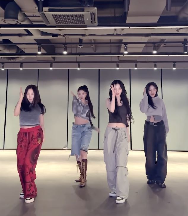 房時爀顫抖吧!「aespa合體NewJeans熱舞」 網笑:踩爛HYBE