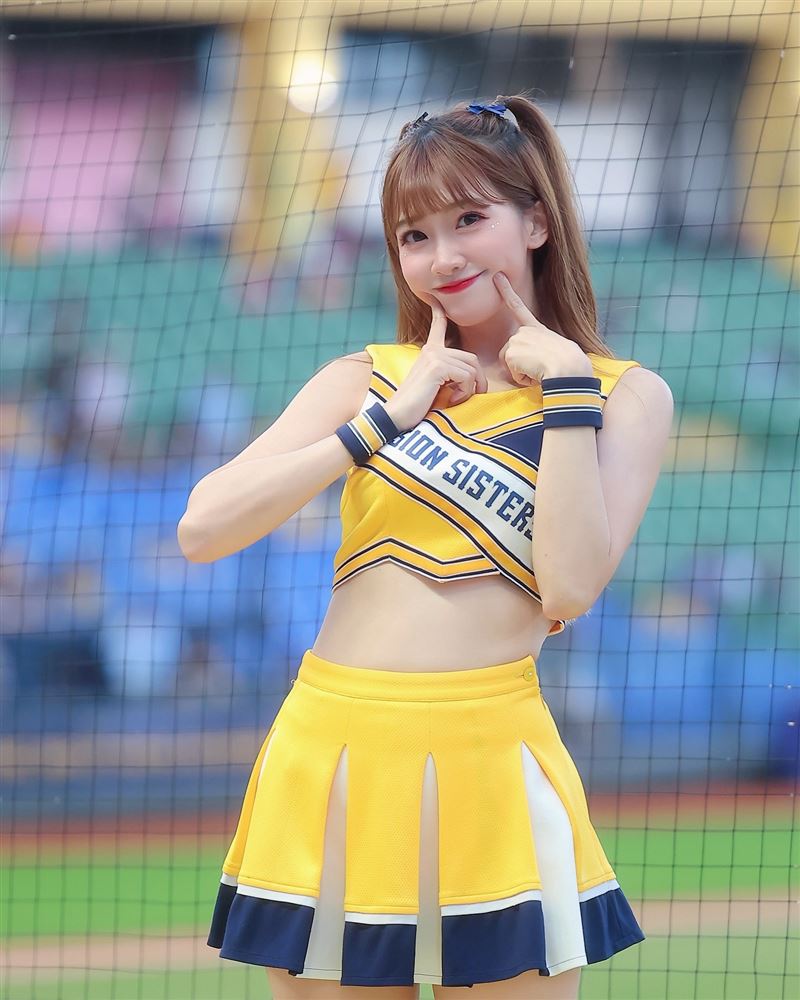 峮峮接班人為何紅不起來?網曝「2大致命關鍵」:慘輸林襄李多慧