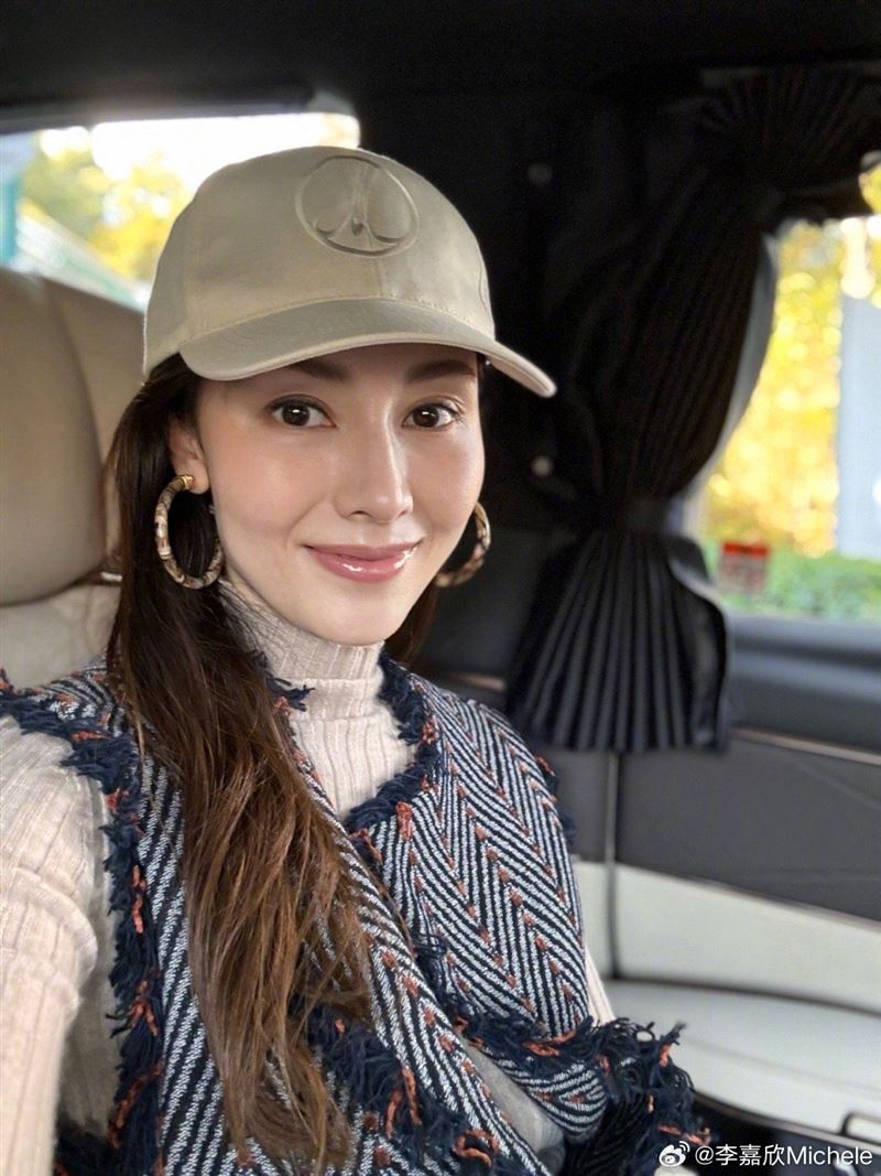 昔「最美港姐」是她!嫁富尪震撼息影 李嘉欣54歲驚人近況曝光